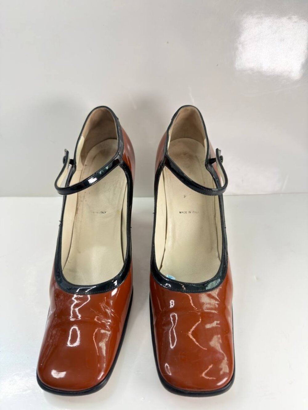 Prada Vintage Patent Leather Mary Jane Heels –  Size EU 38.5 (US 8.5) - Picture 7 of 16